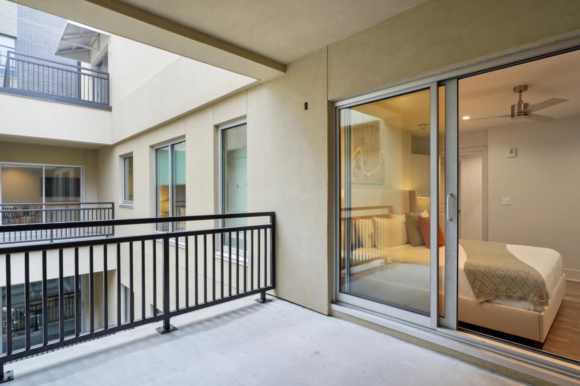 The Eleanor New Orleans Hotel Exterior photo